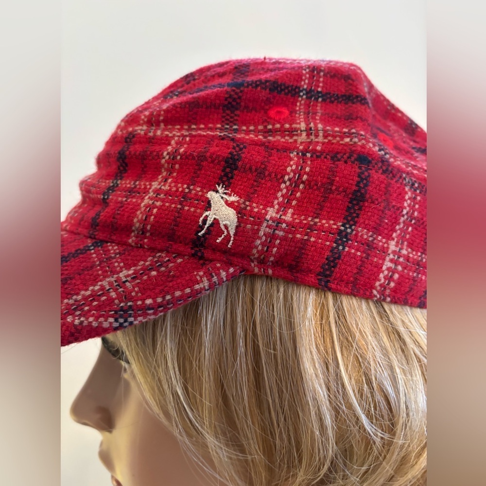 Red Plaid Cap by - Picture 7 of 9